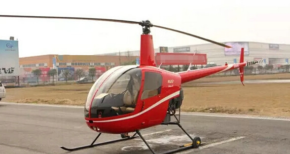美国的R22私人直升机 操作简朴、维修利便