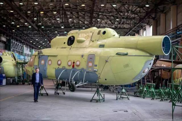 俄罗斯果真一直升机生产基地内部场景，，，，，，历史已生产出90000架飞机