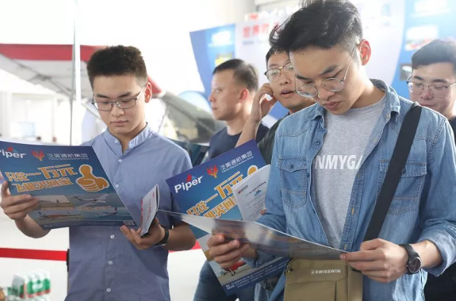 1万买私人飞机！海内首次泛起“共享飞机”模式