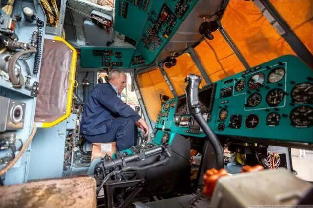 俄罗斯果真一直升机生产基地内部场景，，，，，，历史已生产出90000架飞机